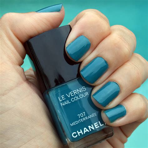 Chanel nail color reviews